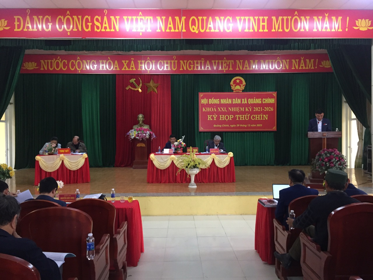 Kỳ họp thứ 9 HĐND xã Quảng Chính khóa XXI, nhiệm kỳ 2021-2026