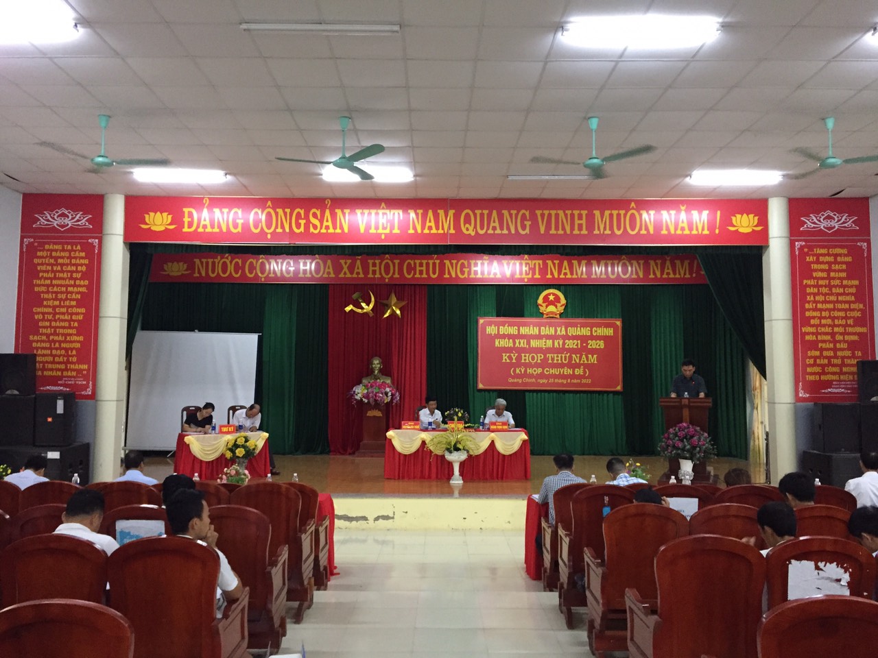 Khai mạc kỳ họp thứ V xã Quảng Chính